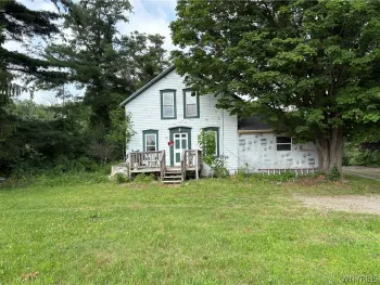 Property at 11029 Route 16, Yorkshire, NY 14042