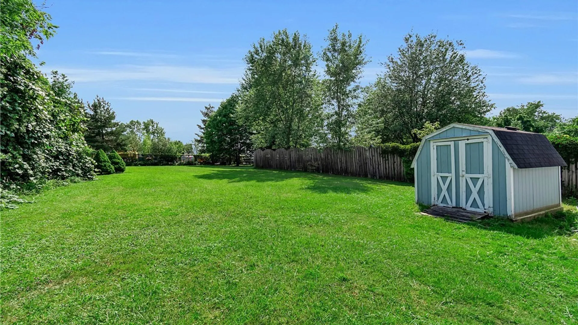 Property at 239 Seneca Creek Road, West Seneca, NY 14224 49