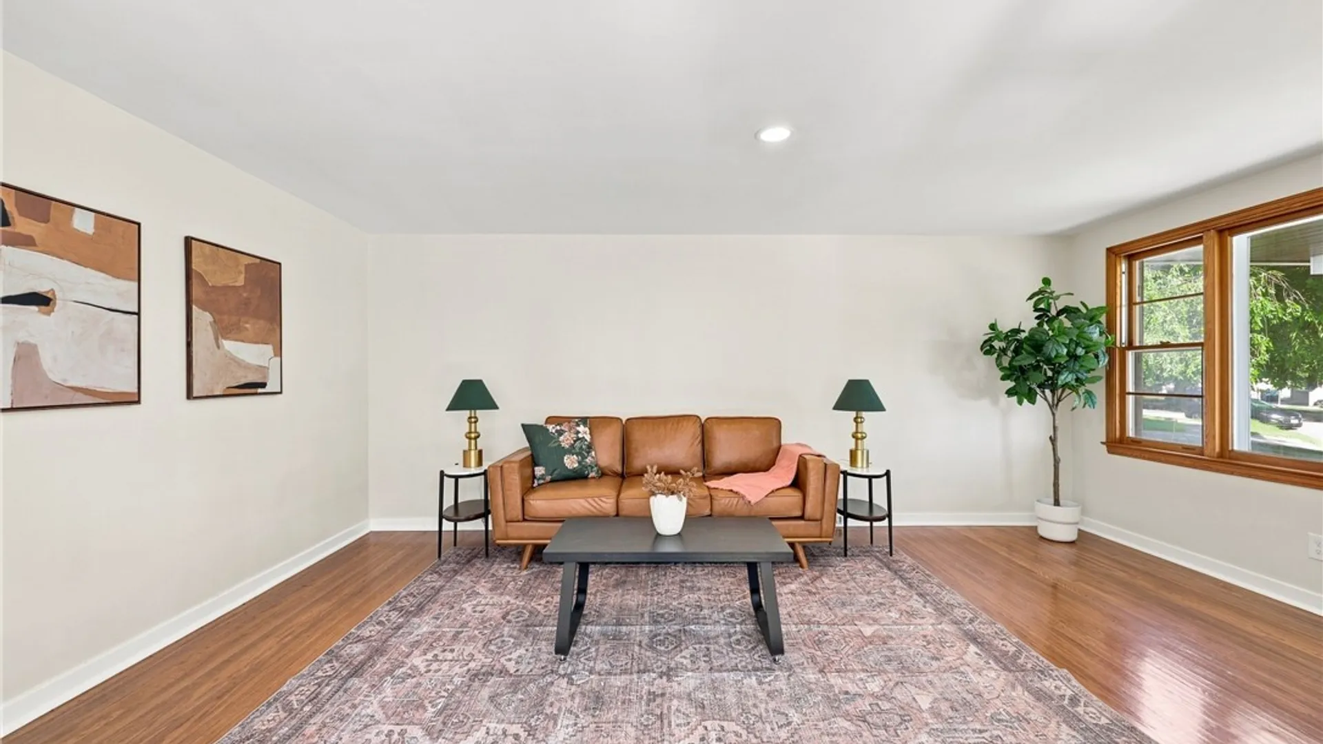 Property at 73 Susan Lane, Buffalo, NY 14220 6