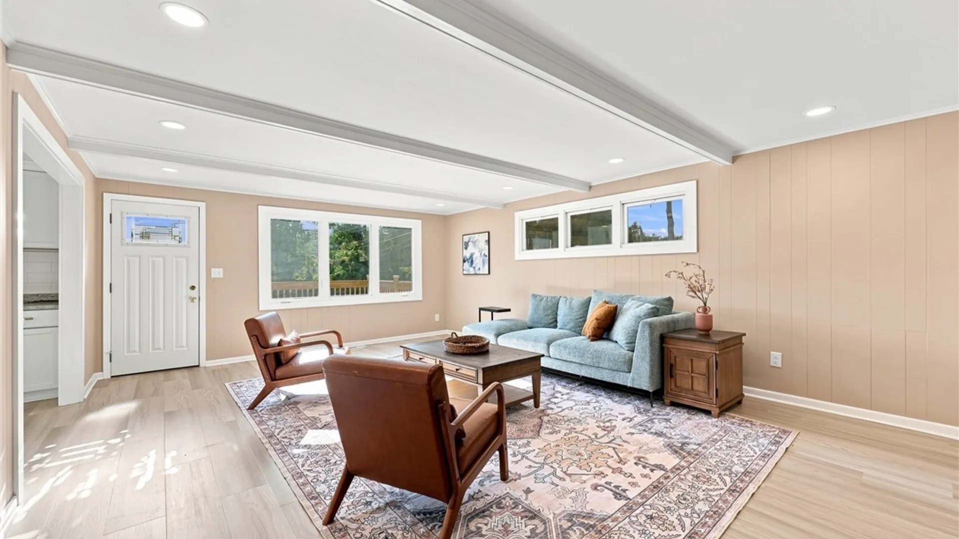 Property at 73 Susan Lane, Buffalo, NY 14220 16