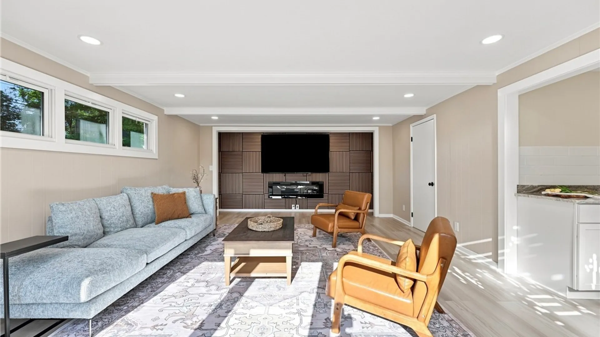 Property at 73 Susan Lane, Buffalo, NY 14220 17