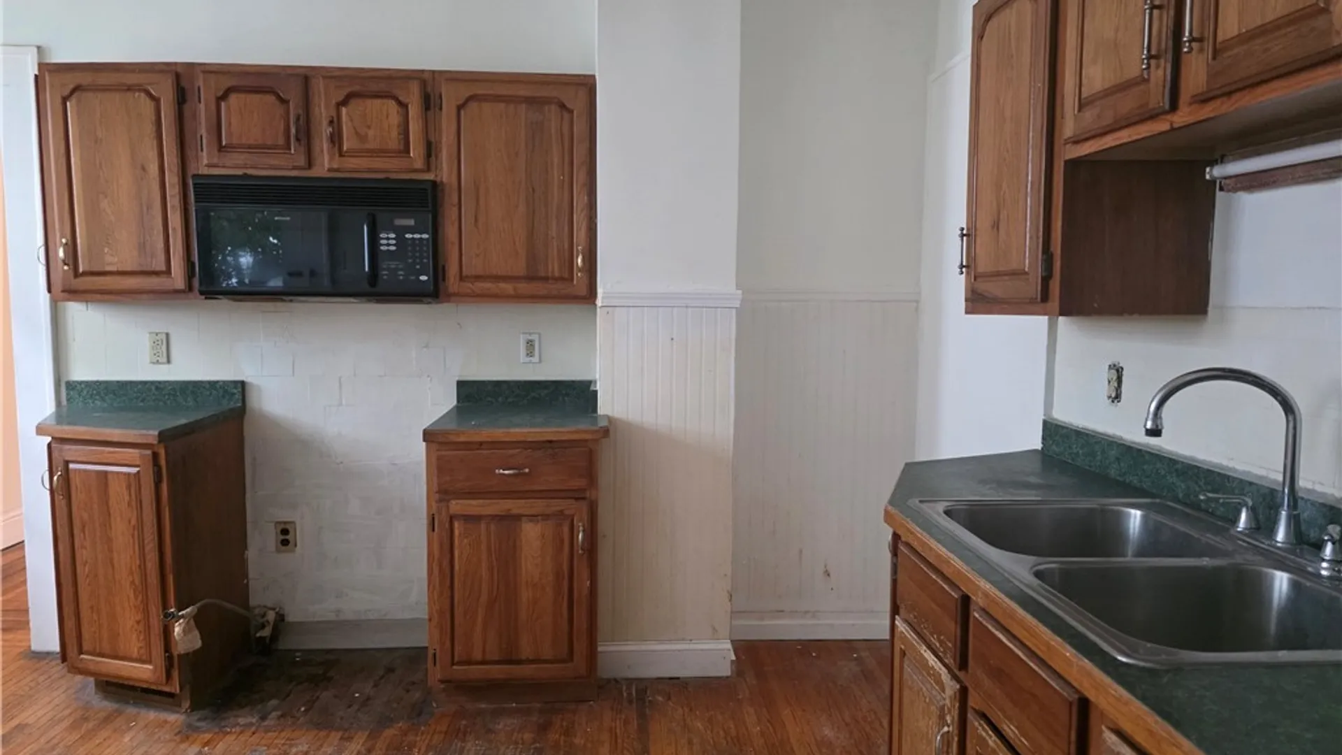 Property at 41 Emerson Avenue, Utica, NY 13501 15