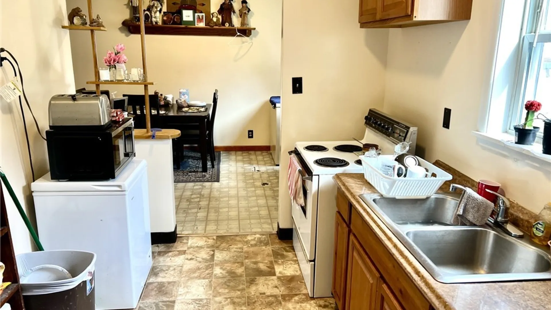Property at 1511 Cleveland Avenue, Niagara Falls, NY 14305 7