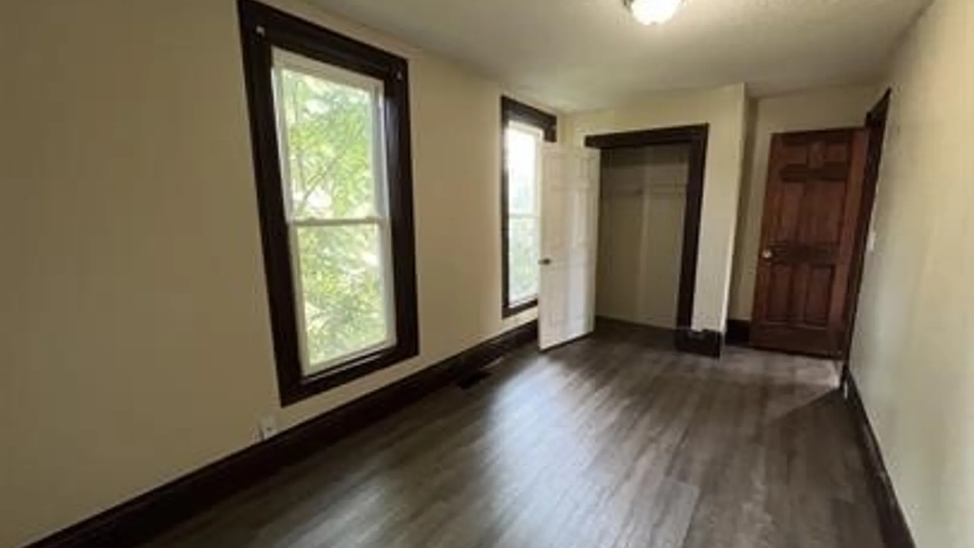 Property at 285 Clinton Street, Lockport City, NY 14094 15