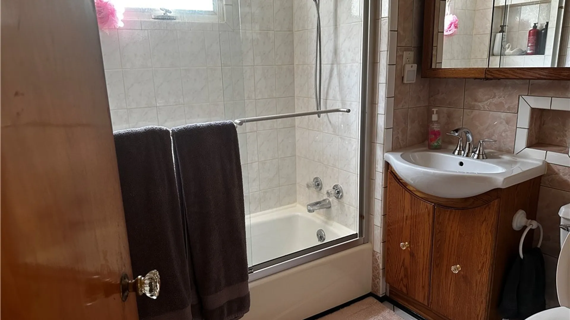 Property at 470 N Ogden Street, Buffalo, NY 14212 28