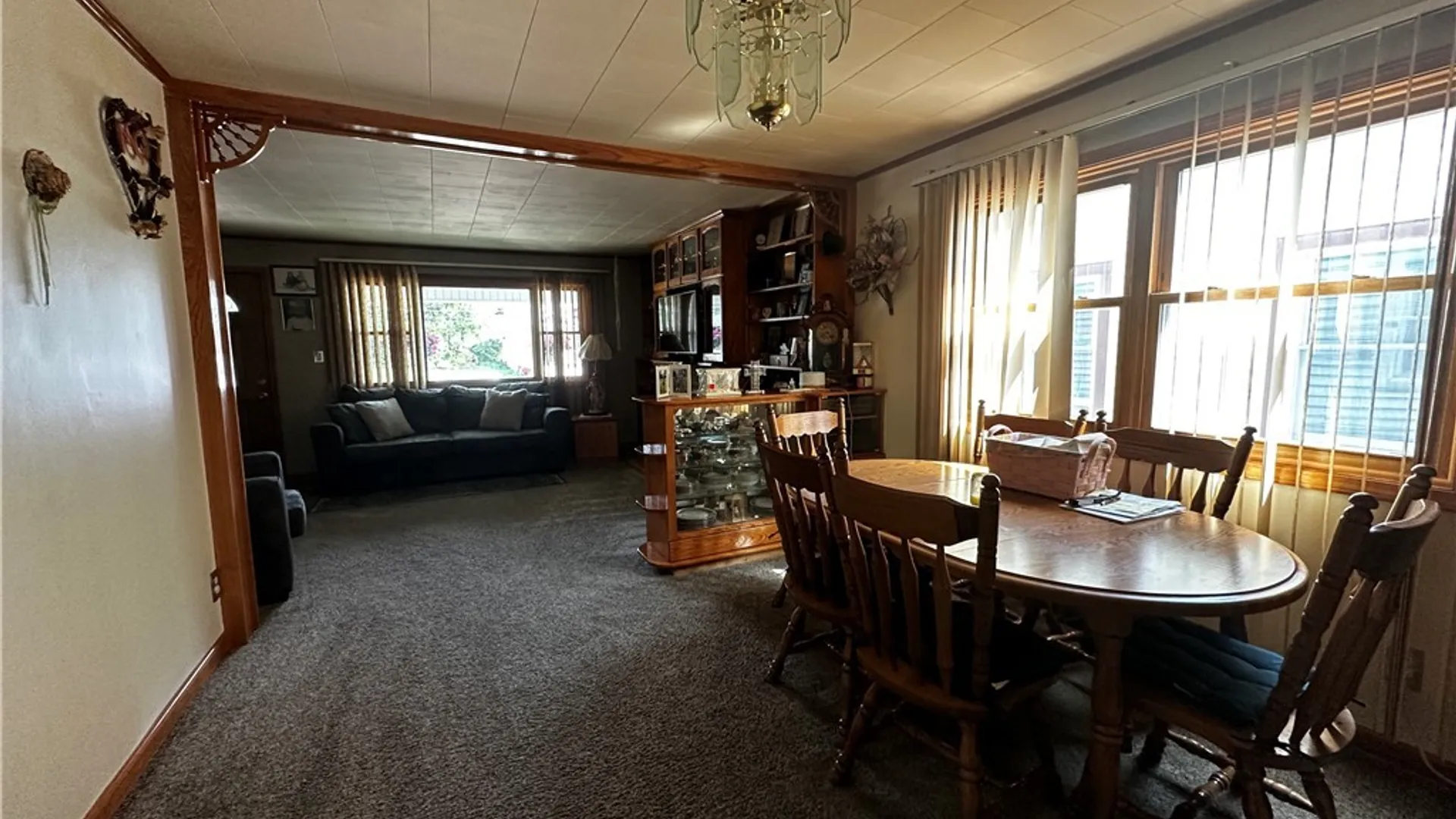 Property at 470 N Ogden Street, Buffalo, NY 14212 18
