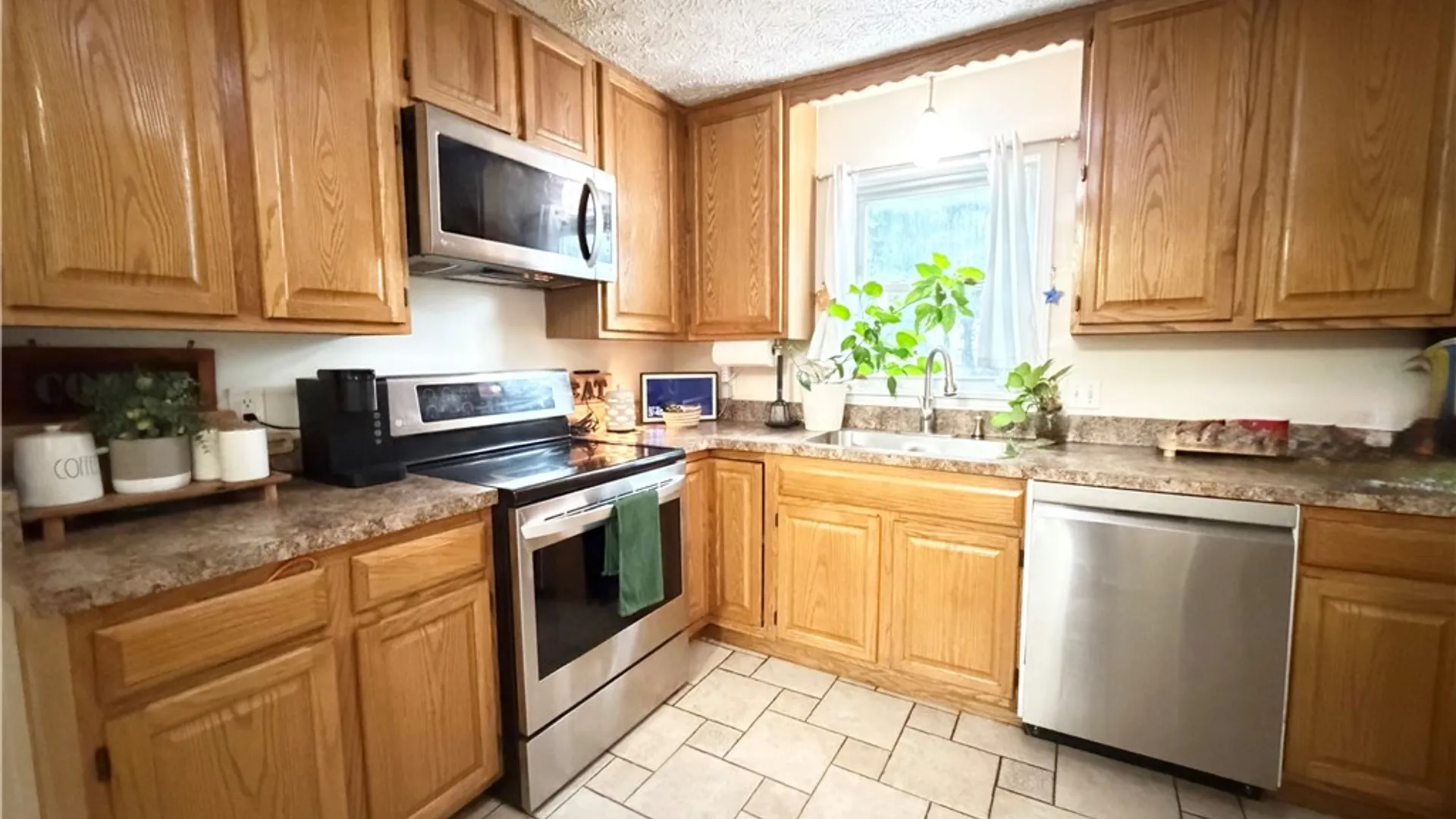 Property at 194 Stenson Street, Rochester, NY 14606 9