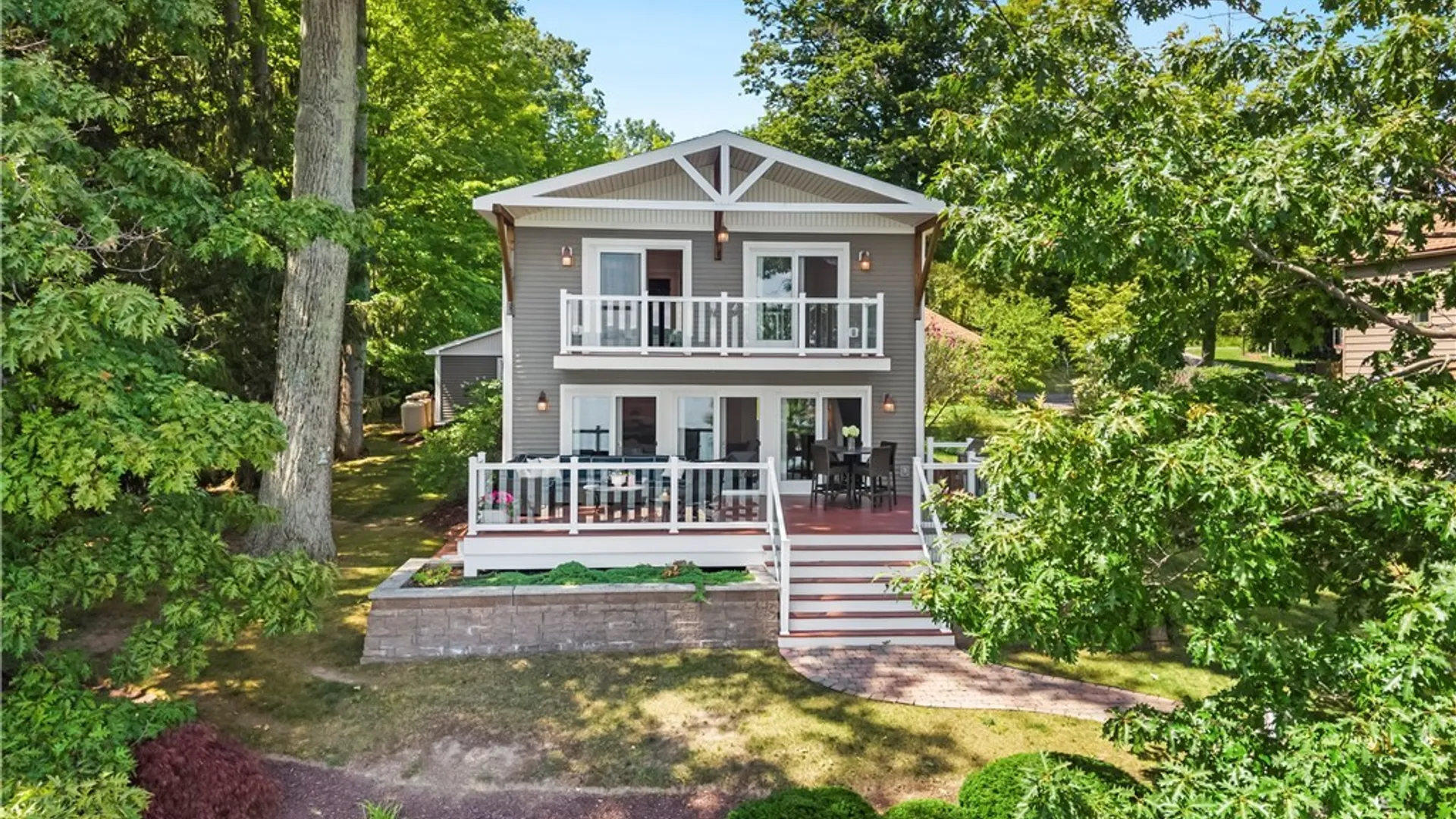 Property at 2300 Thornton Grove, Skaneateles, NY 13152 3