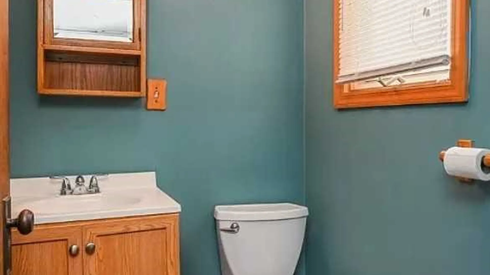 Property at 236 Barry Road, Irondequoit, NY 14617 8