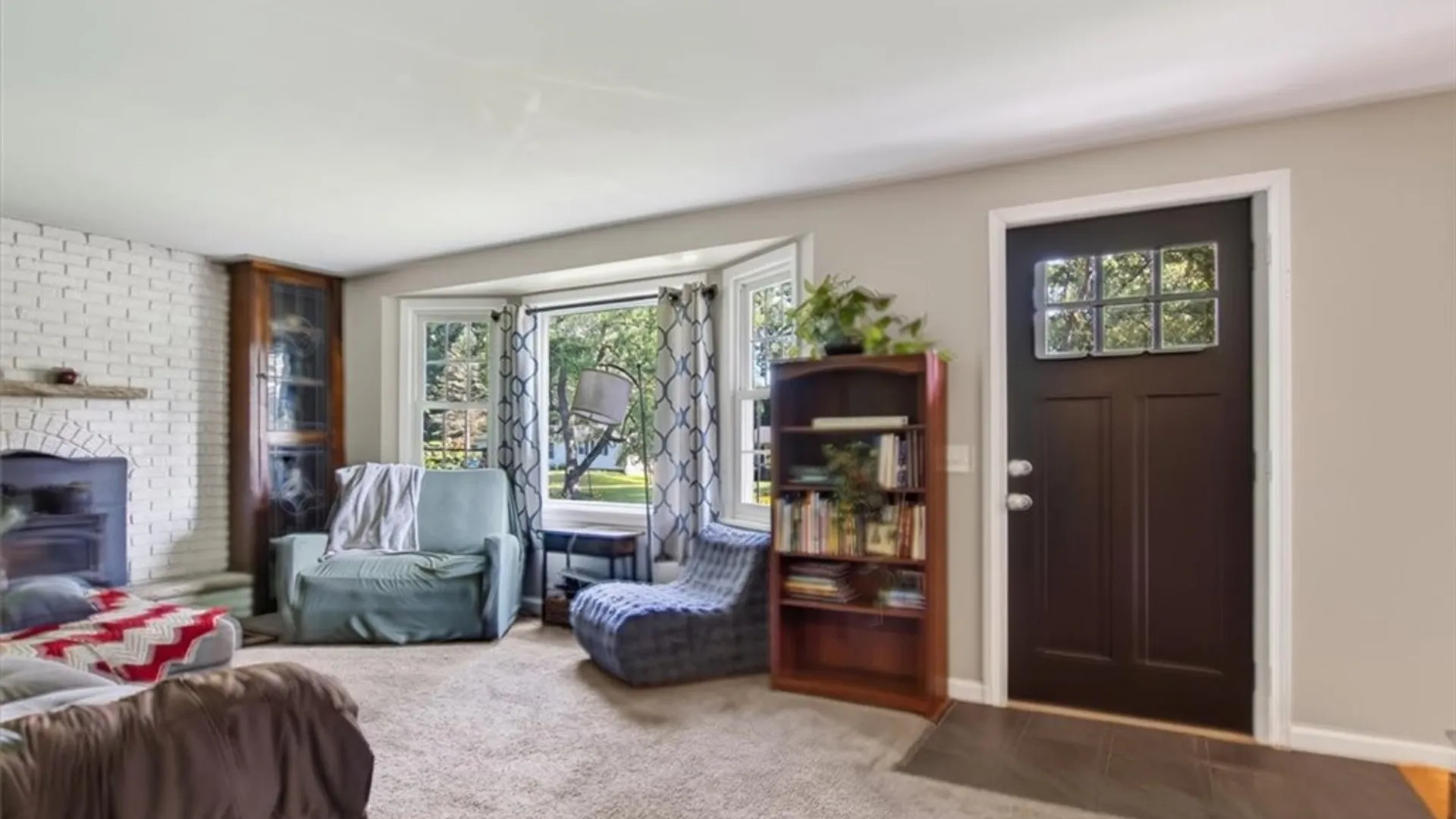 Property at 4 Briarwood Lane, Perinton, NY 14450 6