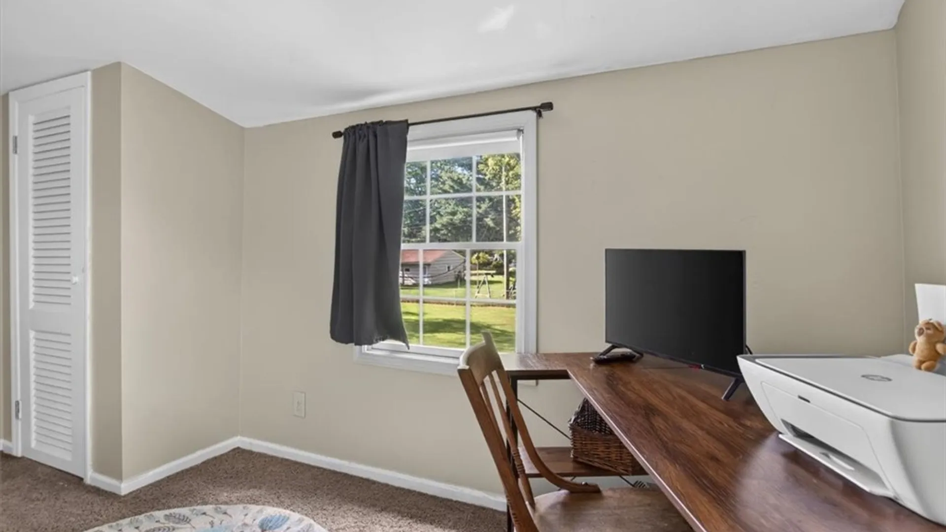 Property at 4 Briarwood Lane, Perinton, NY 14450 19