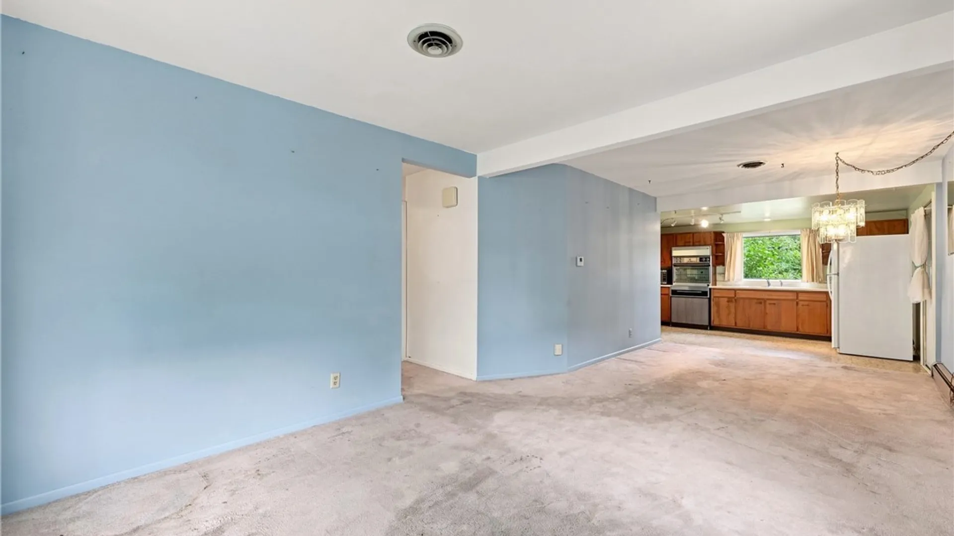 Property at 22 Cornell Court, Tonawanda, NY 14150 9