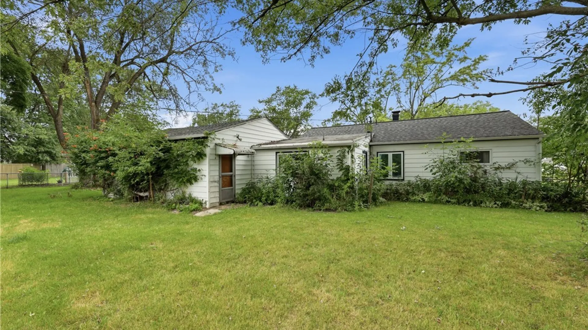 Property at 22 Cornell Court, Tonawanda, NY 14150 42