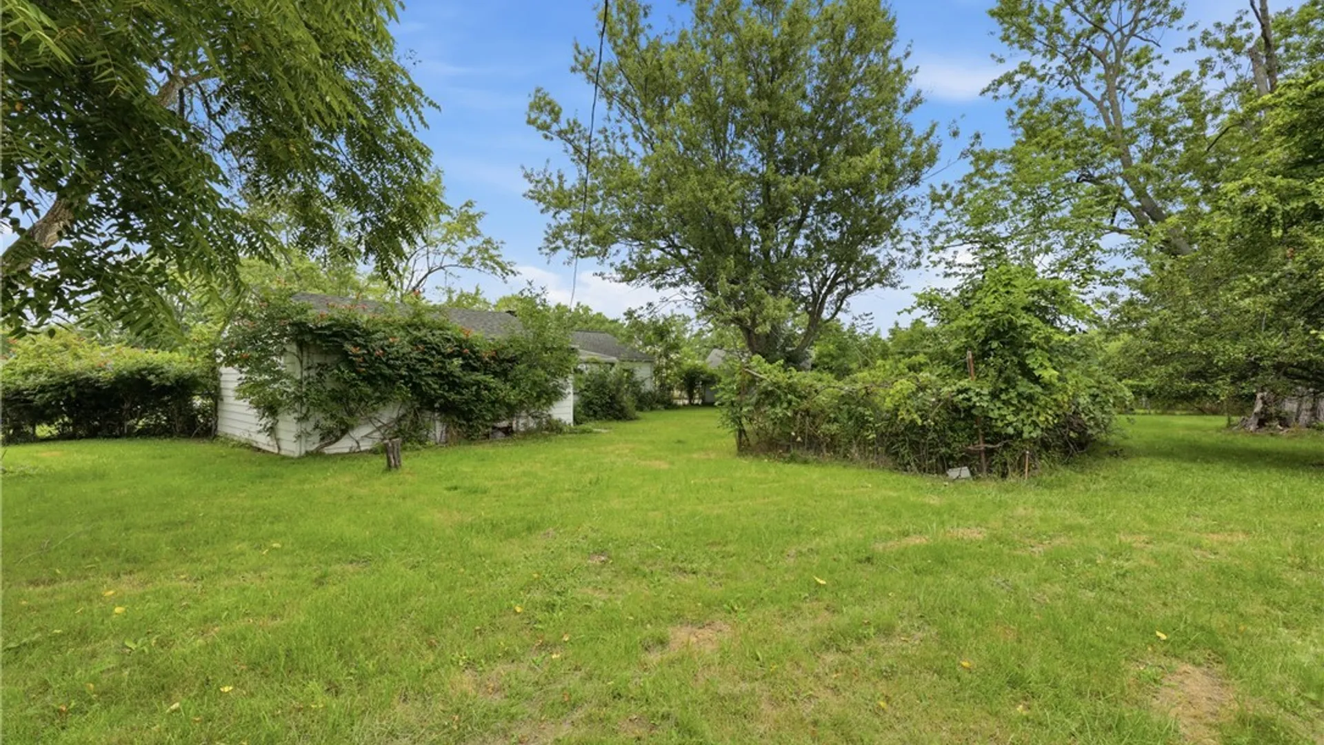 Property at 22 Cornell Court, Tonawanda, NY 14150 43