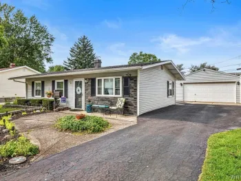 Property at 40 Bellhurst Road, Tonawanda, NY 14150