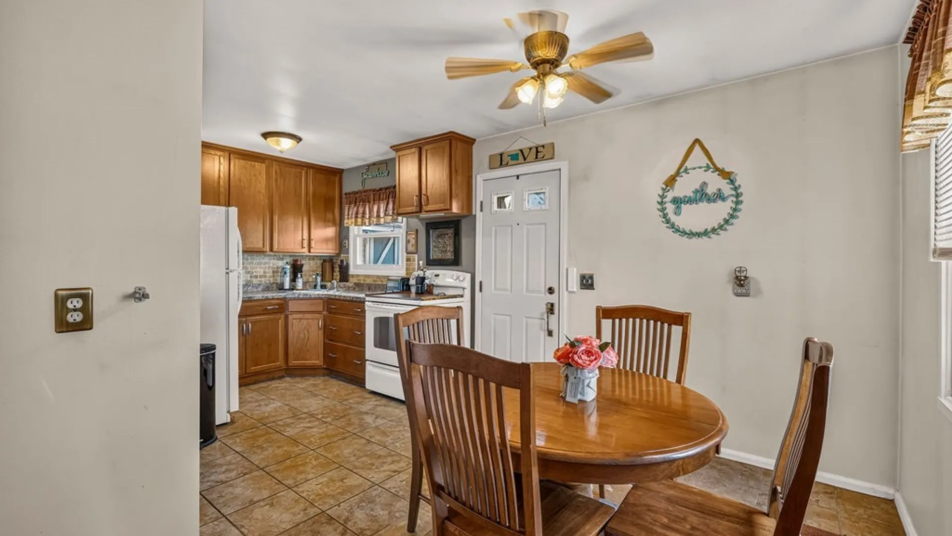 Property at 40 Bellhurst Road, Tonawanda, NY 14150 26
