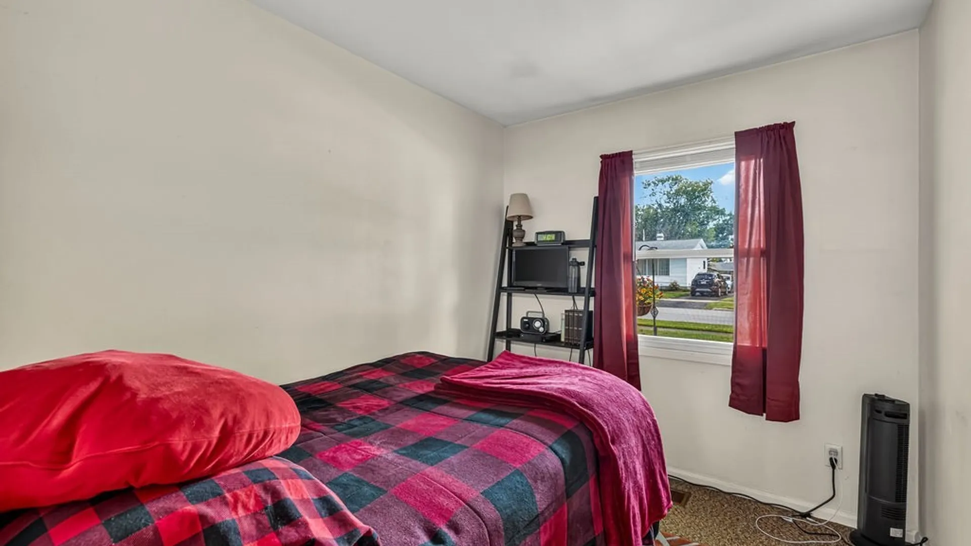 Property at 40 Bellhurst Road, Tonawanda, NY 14150 14