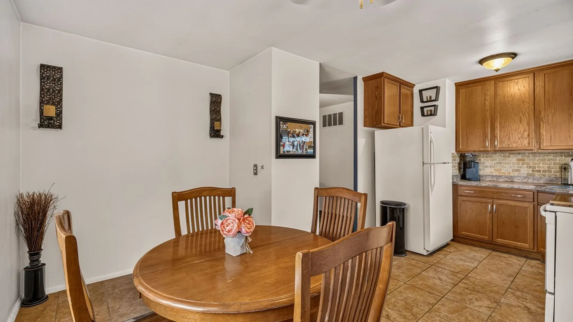 Property at 40 Bellhurst Road, Tonawanda, NY 14150 25