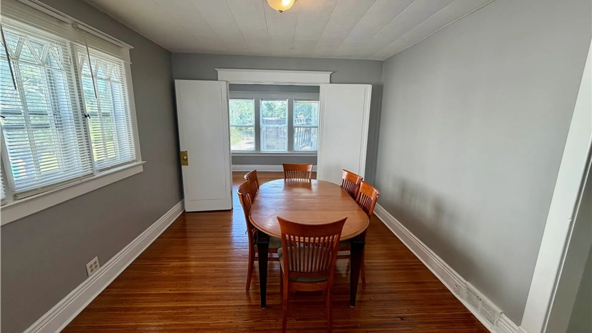 Property at 114 Winspear Avenue, Buffalo, NY 14214 14