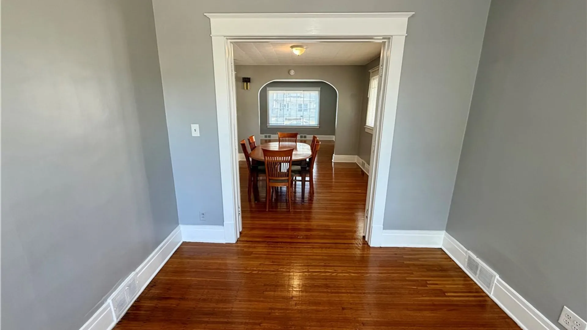 Property at 114 Winspear Avenue, Buffalo, NY 14214 15