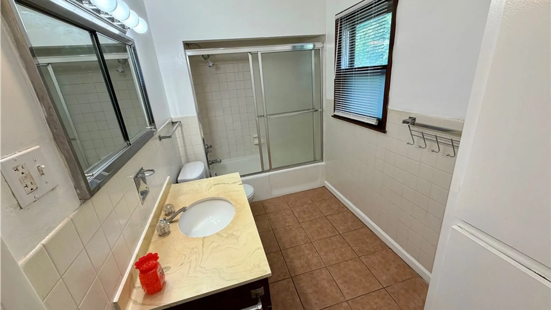 Property at 114 Winspear Avenue, Buffalo, NY 14214 29