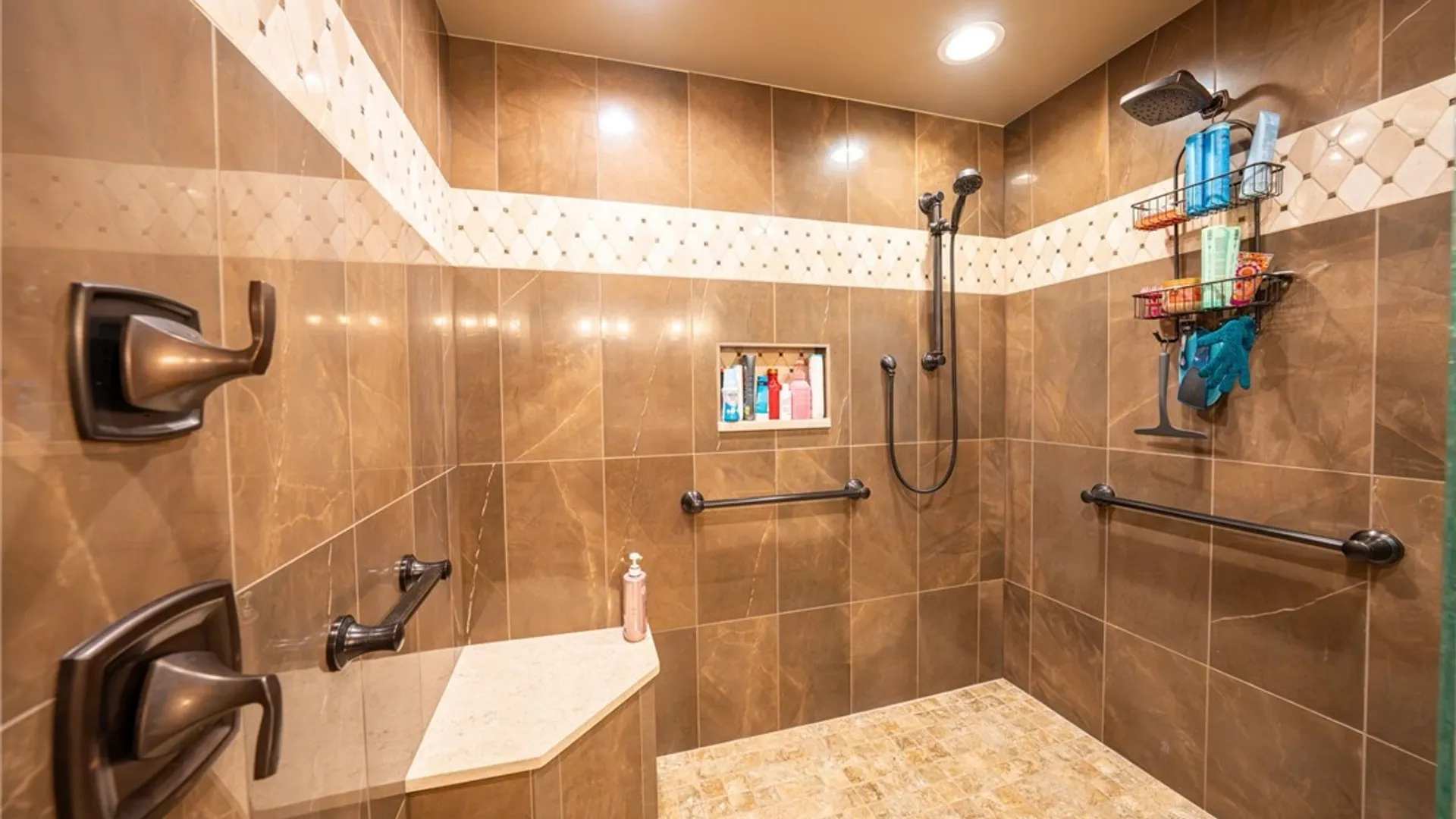 Property at 45 Pinewood Drive, West Seneca, NY 14224 20