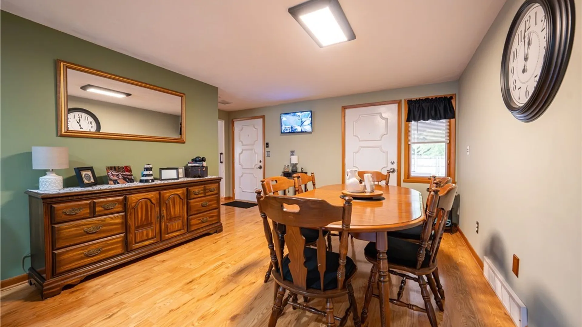 Property at 45 Pinewood Drive, West Seneca, NY 14224 15