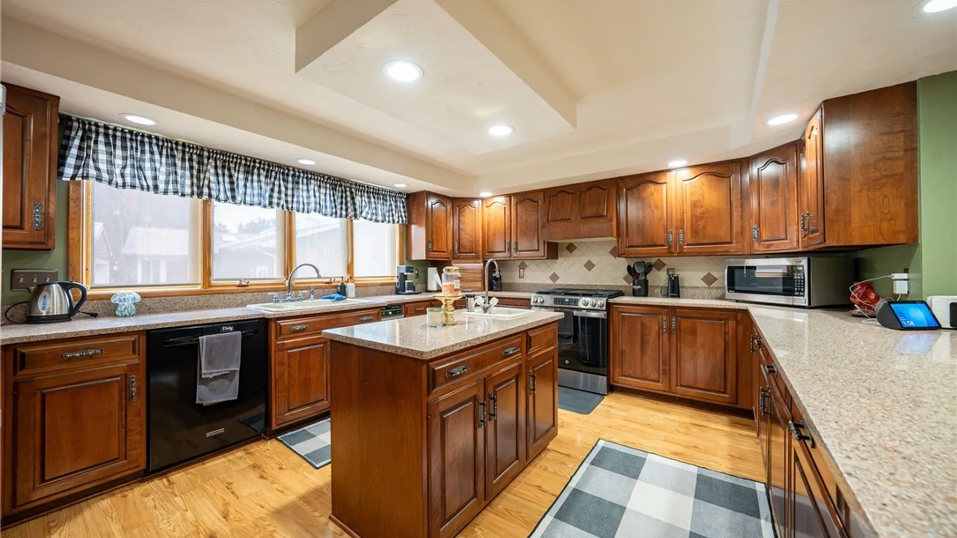 Property at 45 Pinewood Drive, West Seneca, NY 14224 10