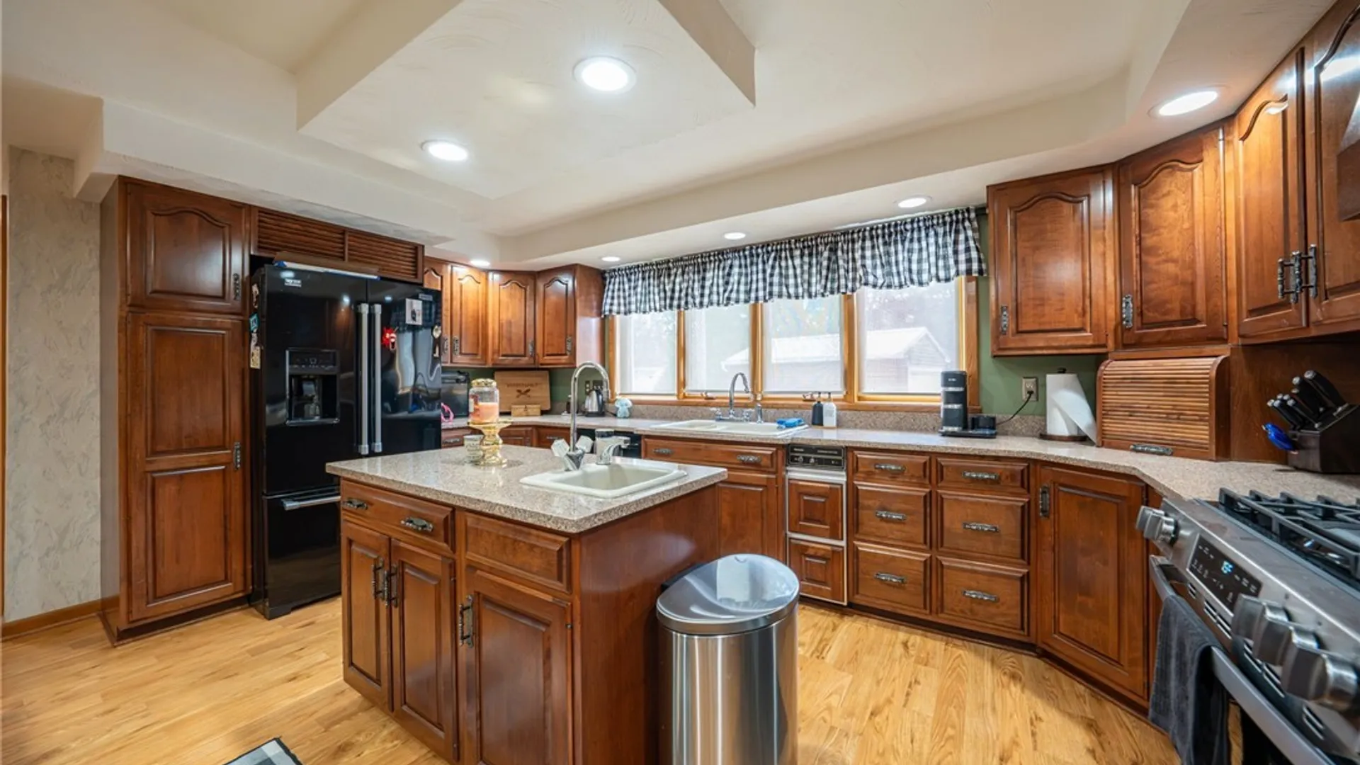 Property at 45 Pinewood Drive, West Seneca, NY 14224 9