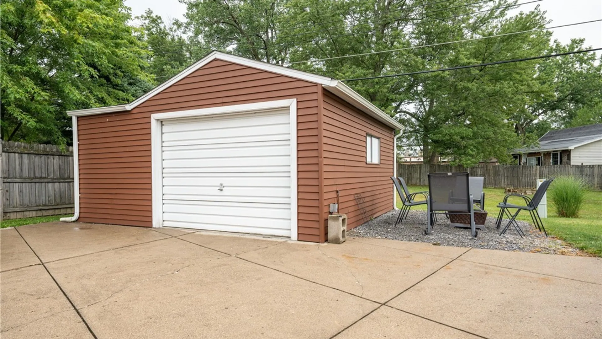 Property at 45 Pinewood Drive, West Seneca, NY 14224 47