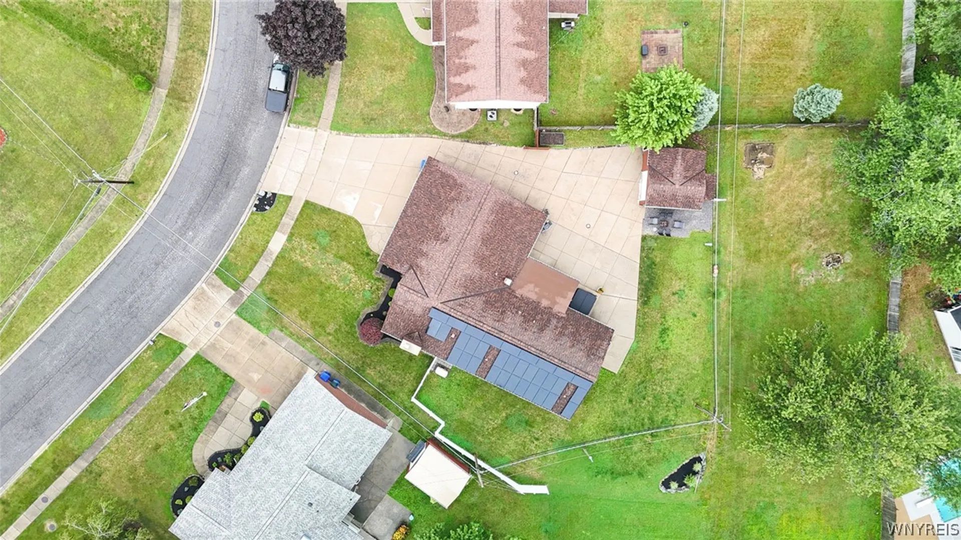 Property at 45 Pinewood Drive, West Seneca, NY 14224 49