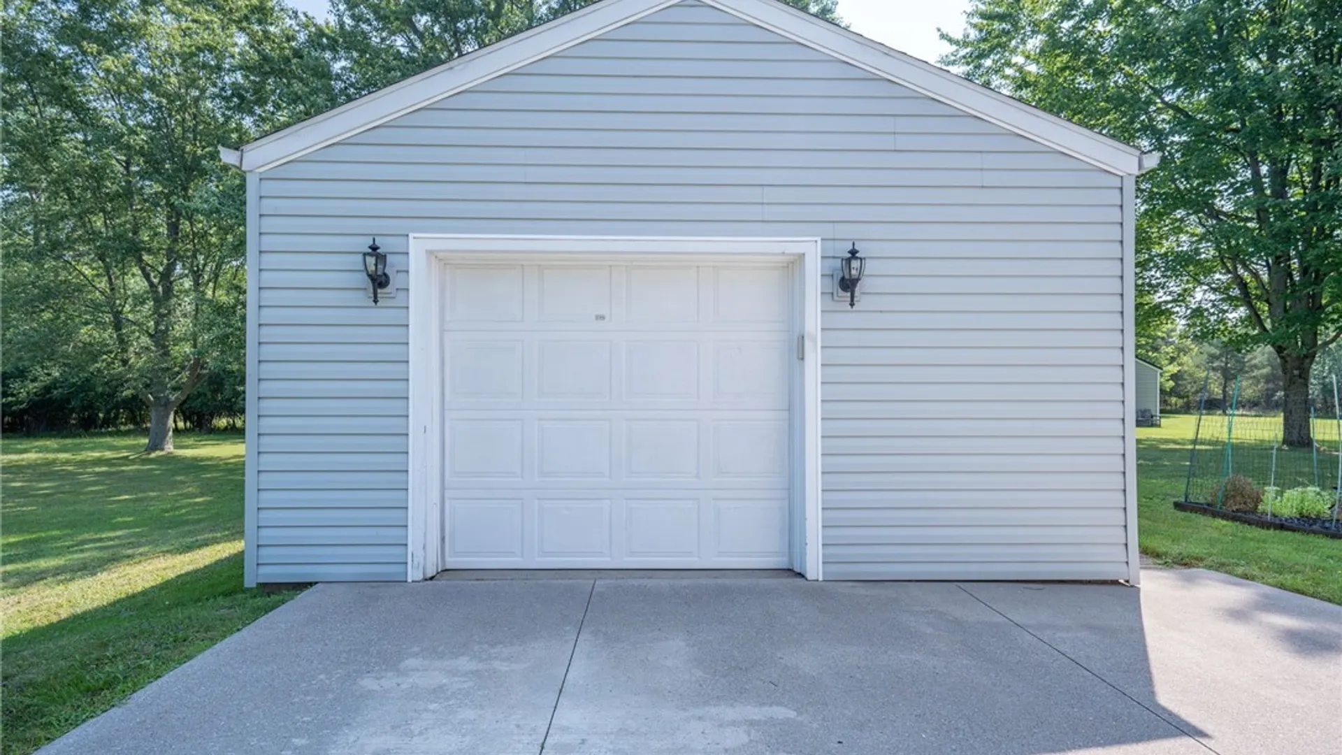 Property at 127 Broadway Street, West Seneca, NY 14224 40