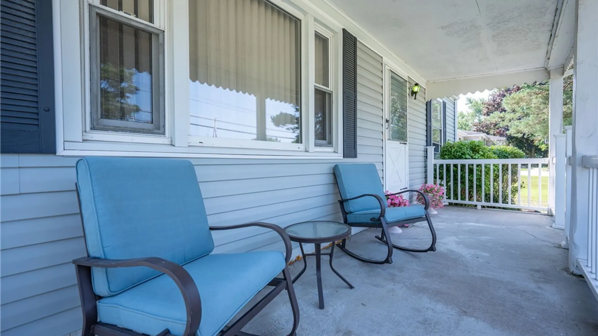 Property at 127 Broadway Street, West Seneca, NY 14224 6