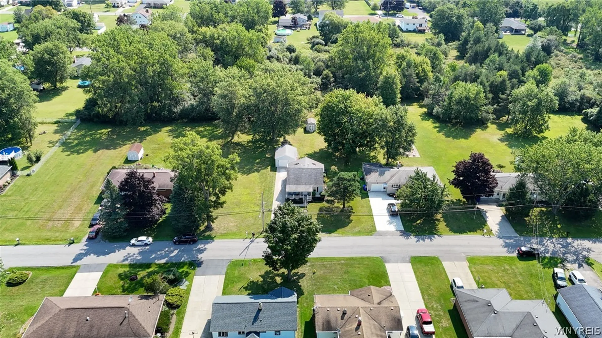 Property at 127 Broadway Street, West Seneca, NY 14224 46