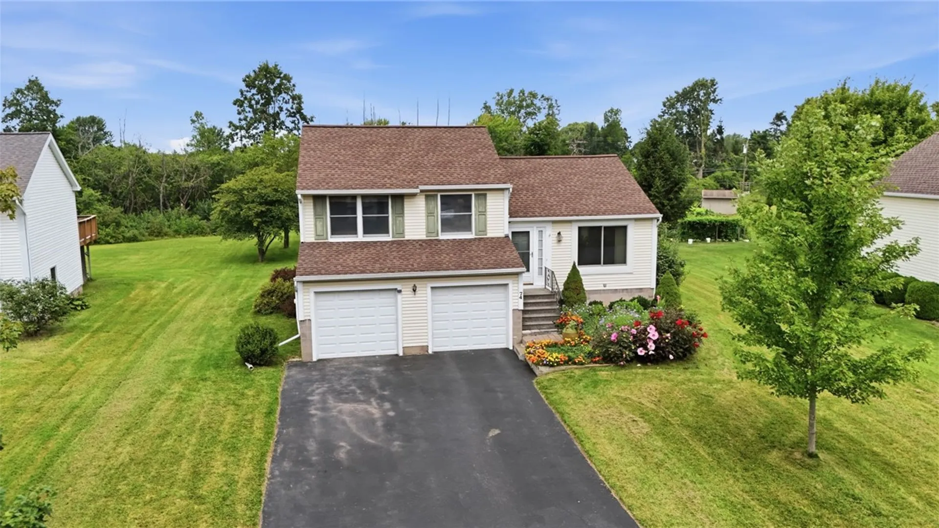 Property at 74 Galway Drive, Henrietta, NY 14623 34