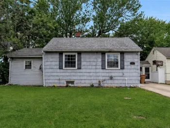 Property at 26 Siberling Drive, Cheektowaga, NY 14225