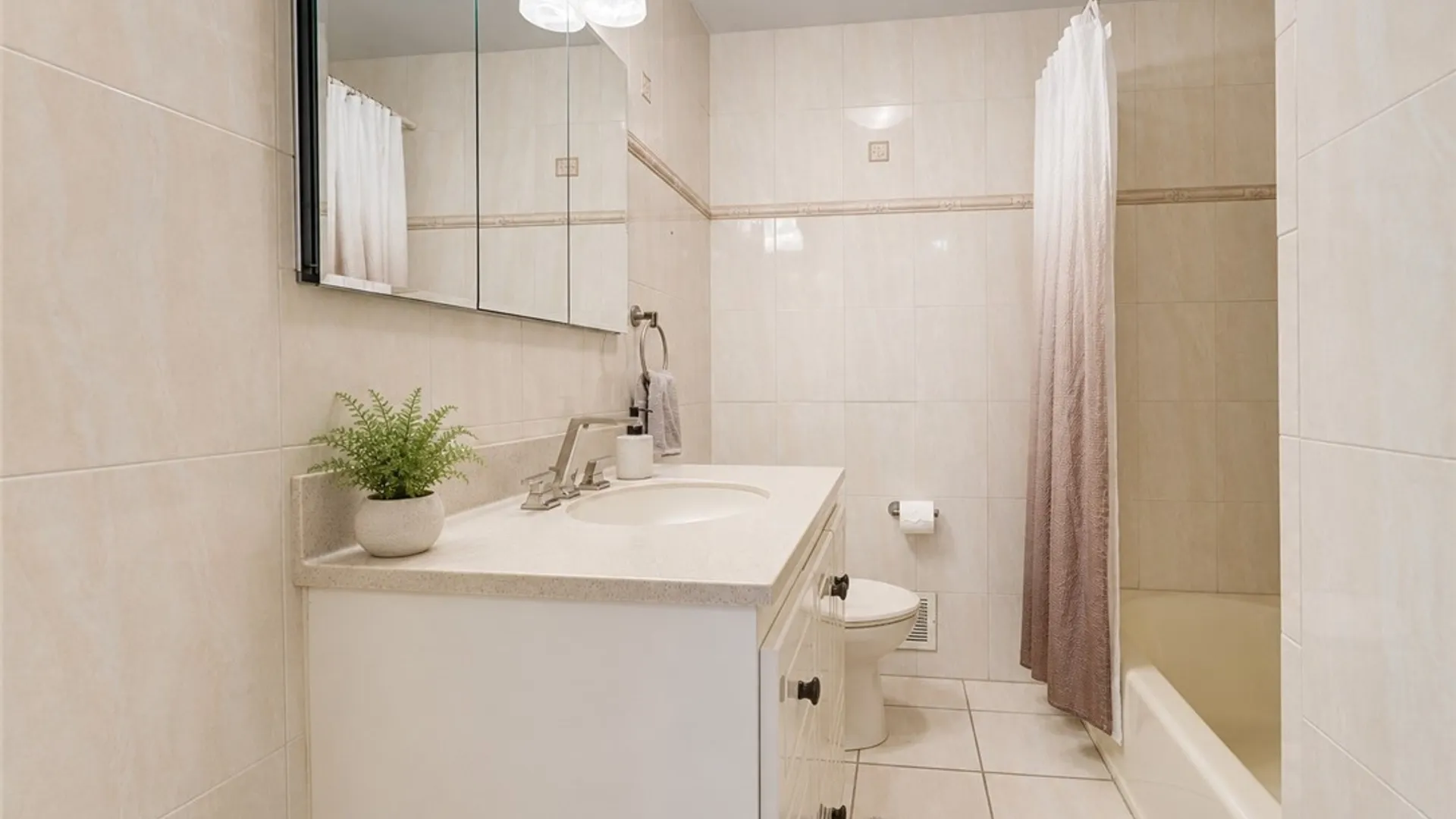 Property at 391 Mount Ridge Circle, Greece, NY 14616 16