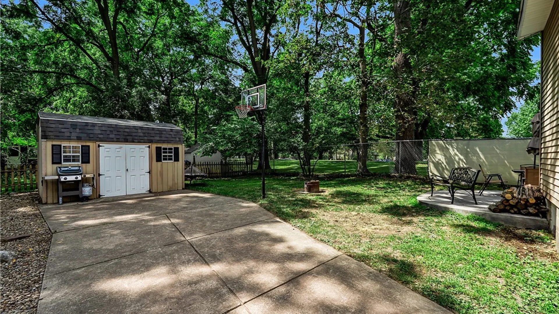 Property at 89 Fields Avenue, Buffalo, NY 14210 42