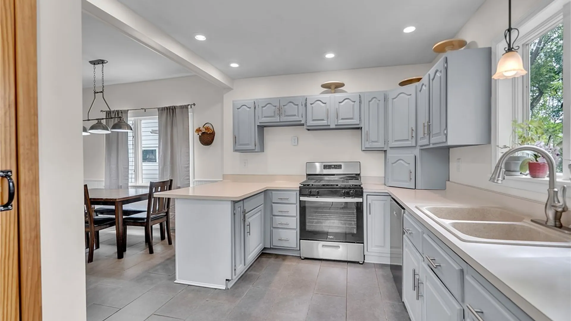 Property at 89 Fields Avenue, Buffalo, NY 14210 18