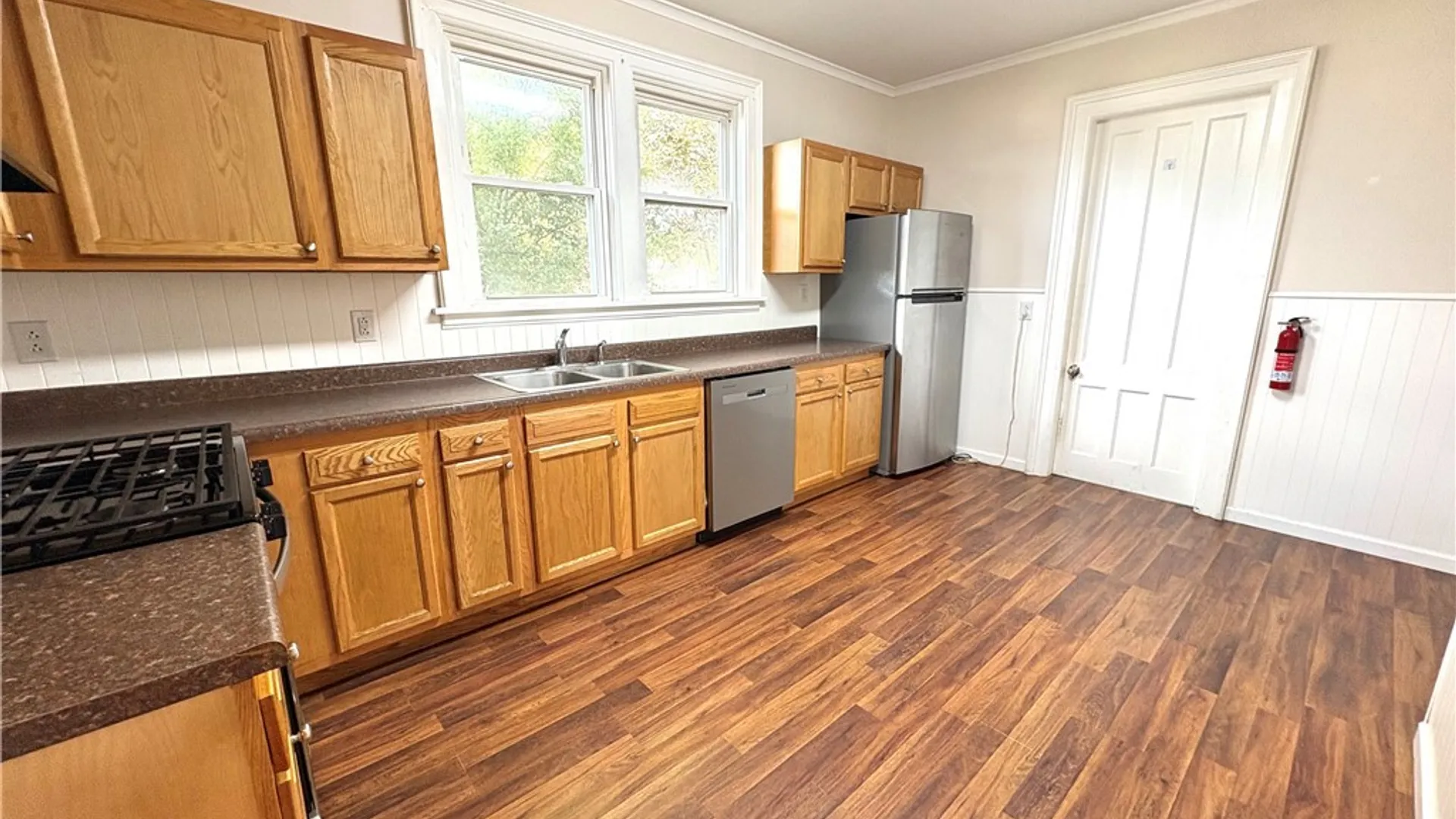 Property at 3 Park Avenue, Auburn, NY 13021 5