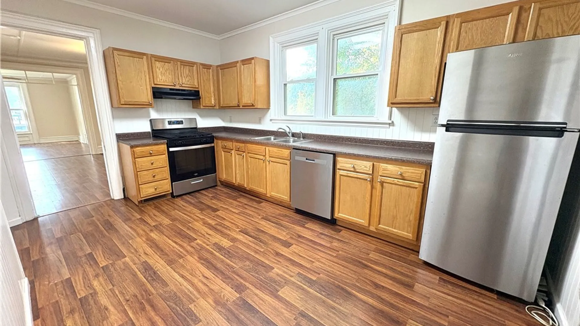 Property at 3 Park Avenue, Auburn, NY 13021 6
