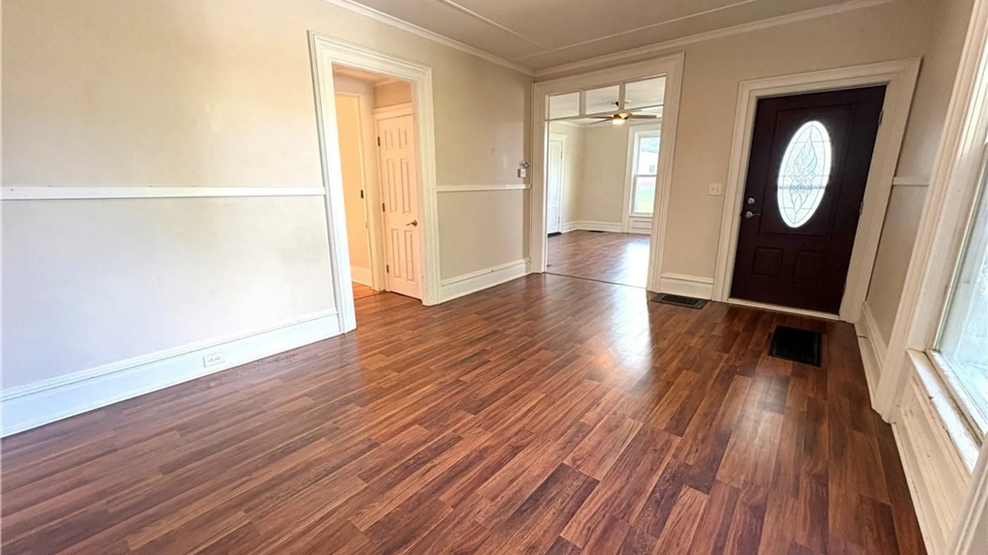 Property at 3 Park Avenue, Auburn, NY 13021 8