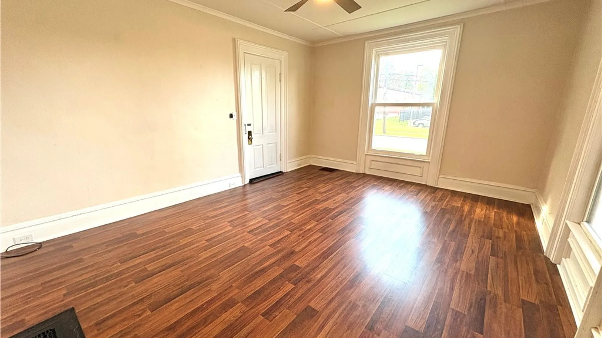 Property at 3 Park Avenue, Auburn, NY 13021 9