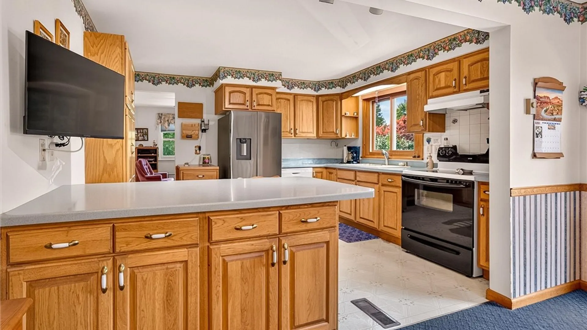 Property at 8 Oneida Ave Avenue, Geneseo, NY 14454 11