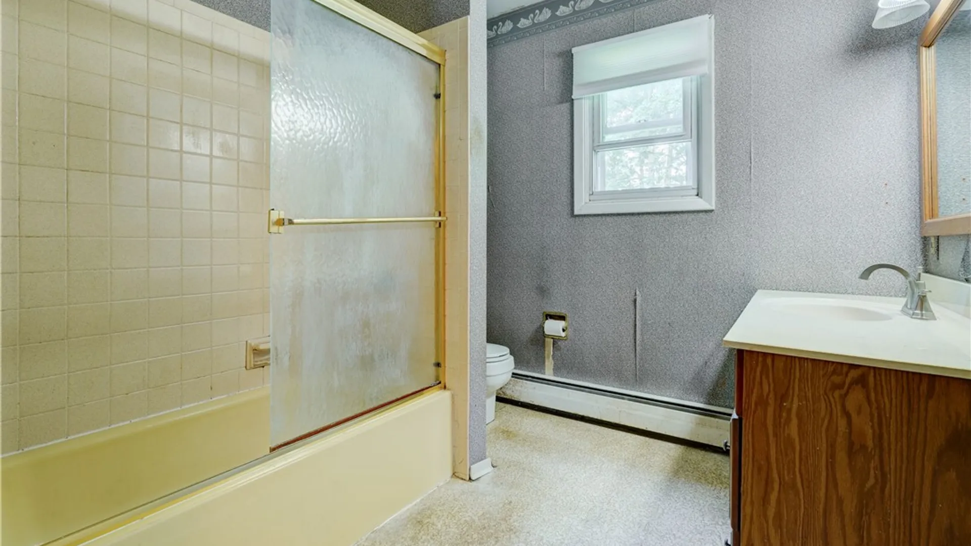 Property at 118 Holiday Lane, Canandaigua City, NY 14424 22