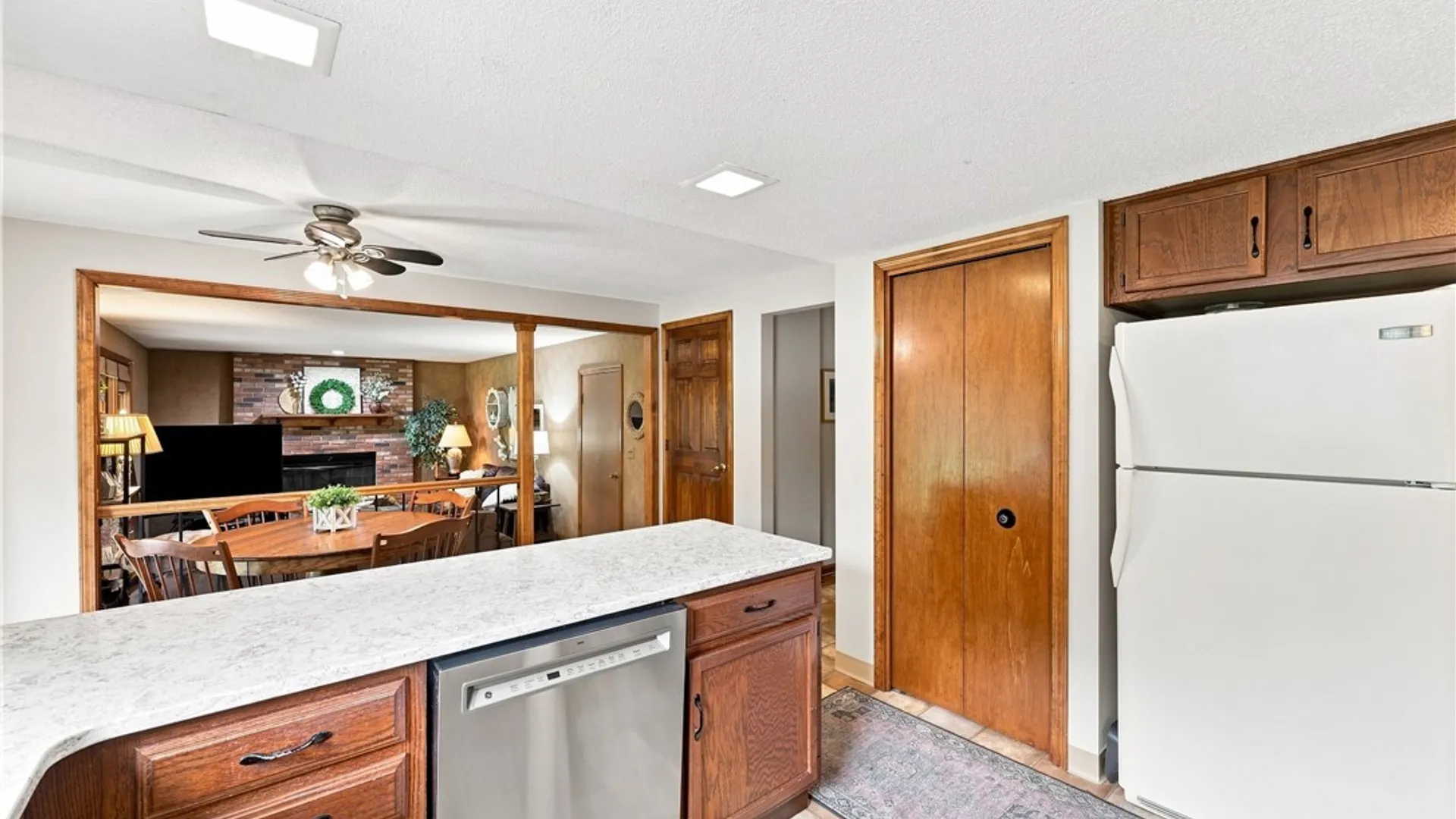 Property at 52 Cedar Ridge Drive, West Seneca, NY 14224 14