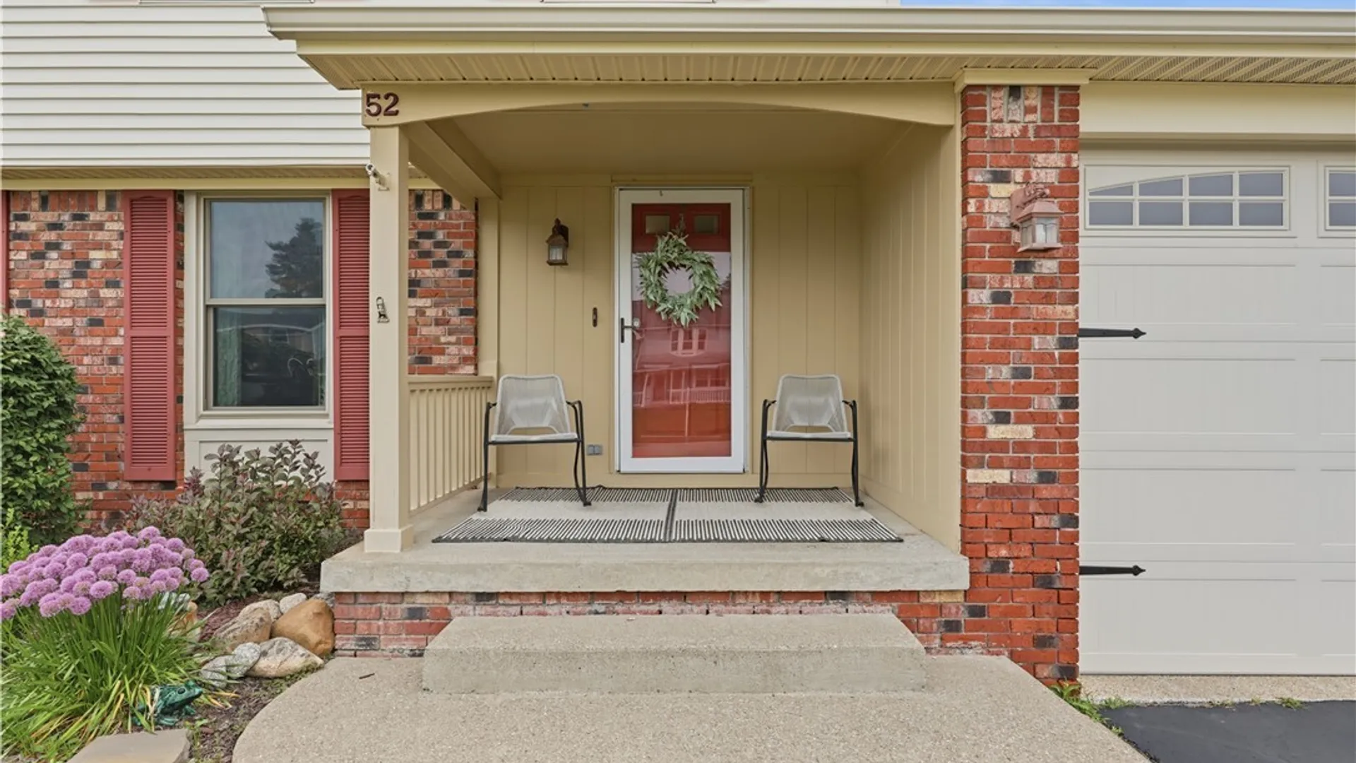 Property at 52 Cedar Ridge Drive, West Seneca, NY 14224 3