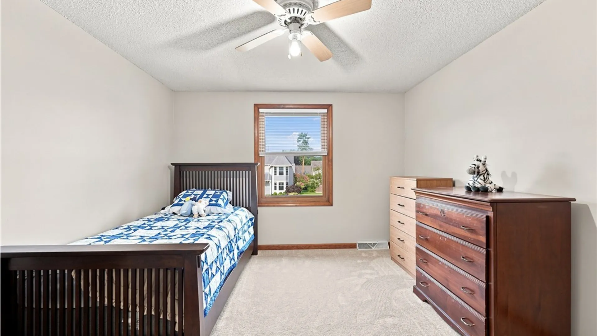 Property at 52 Cedar Ridge Drive, West Seneca, NY 14224 36