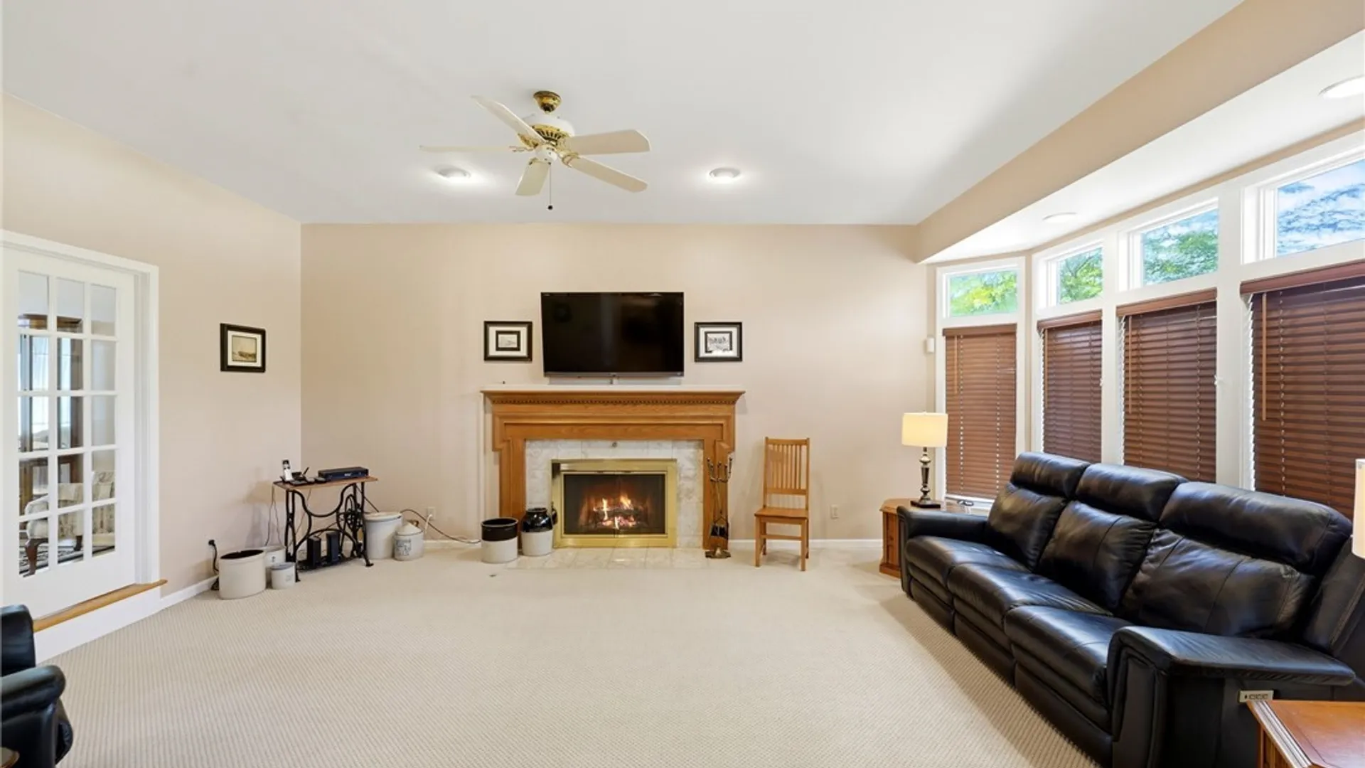 Property at 5507 Via Marina, Clarence, NY 14221 9