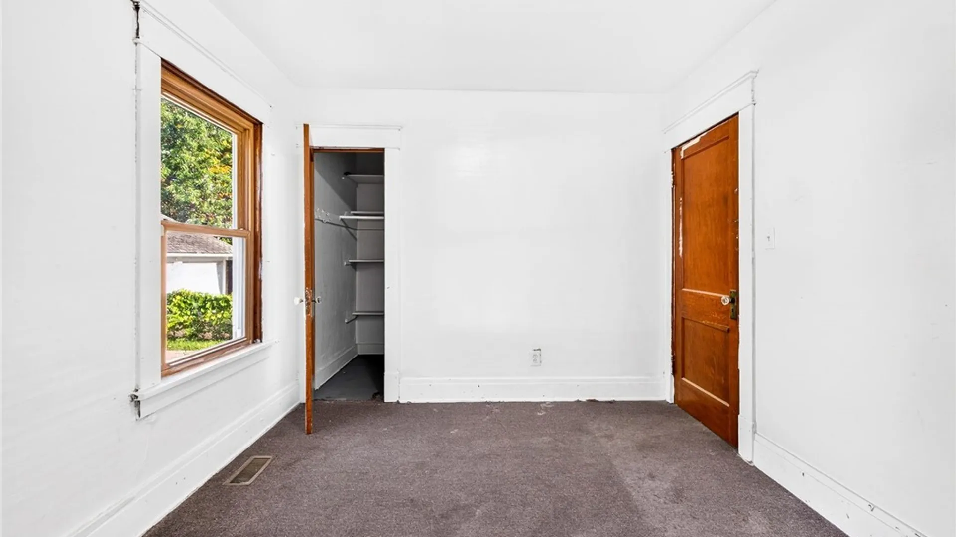 Property at 153 Fisher Street, Buffalo, NY 14215 24